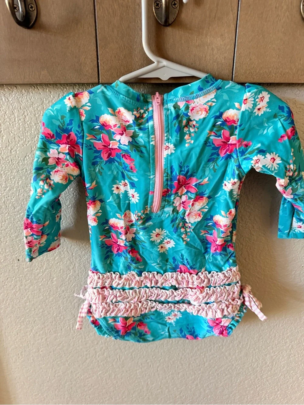 Ruffle Butts bright turquoise